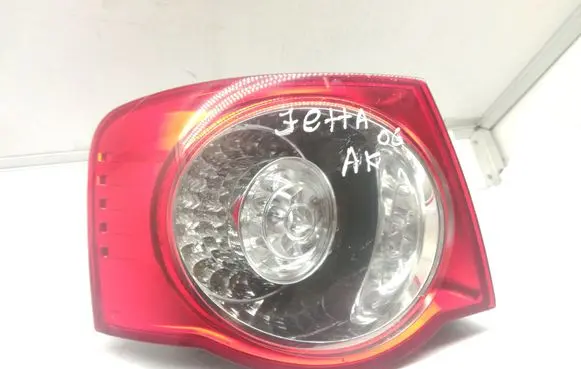 Volkswagen Jetta V Rear/tail lights 98315003123566