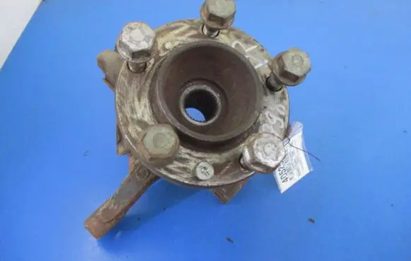 Renault Master II Front wheel hub spindle knuckle