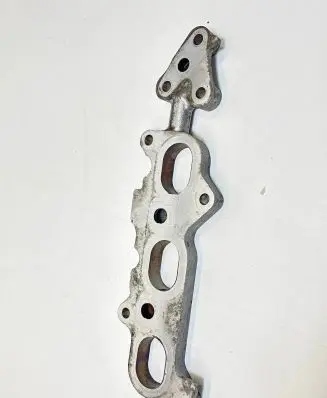 Toyota Yaris Intake manifold