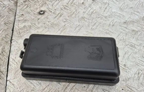 Mini One - Cooper Clubman R55 Fuse box cover 3449505 14266410