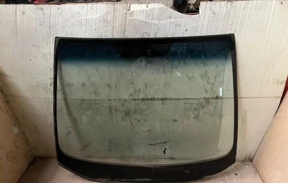 Opel Zafira A Front windscreen/windshield window 