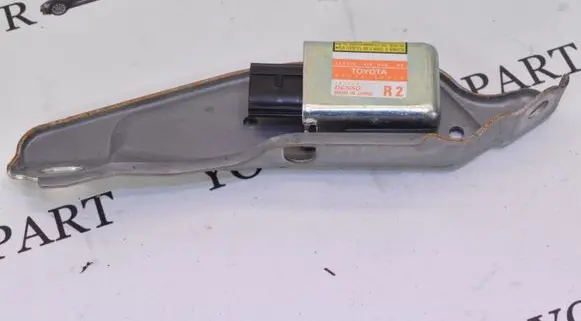 Lexus GS 300 350 430 450H Airbag deployment crash/impact sensor 8983330020