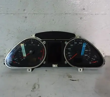 Audi A6 S6 C6 4F Speedometer (instrument cluster) 4F0920950R