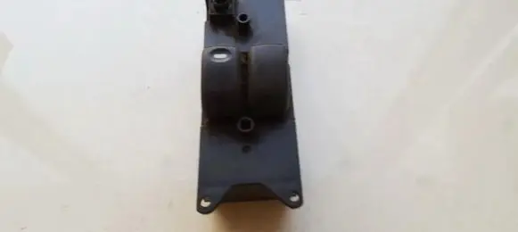 Mitsubishi Colt Front door window switch trim MR194815 C8D-D142M