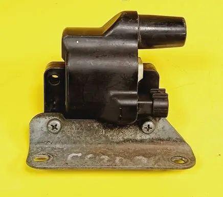 Mazda 323 F High voltage ignition coil B6S718100