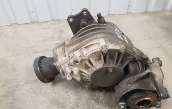 Chrysler Pacifica Gearbox transfer box case TFT031400254 7450014093