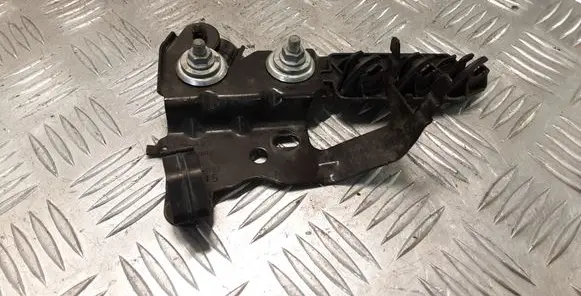 Volkswagen Golf VII Other engine bay part 5Q0906287