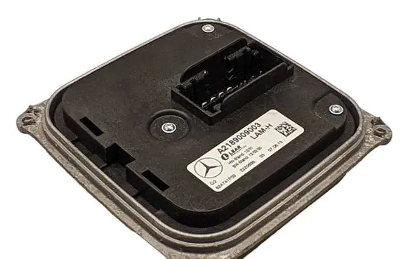 Mercedes-Benz CLS C218 X218 LED ballast control module A2189009003 2220635 524741F03