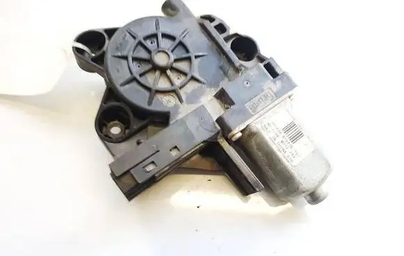 Volvo S80 Rear door window regulator motor 970716101