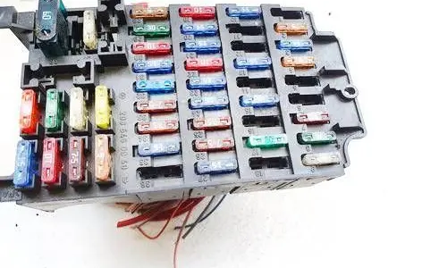 Mercedes-Benz C W202 Fuse box set 2085450040