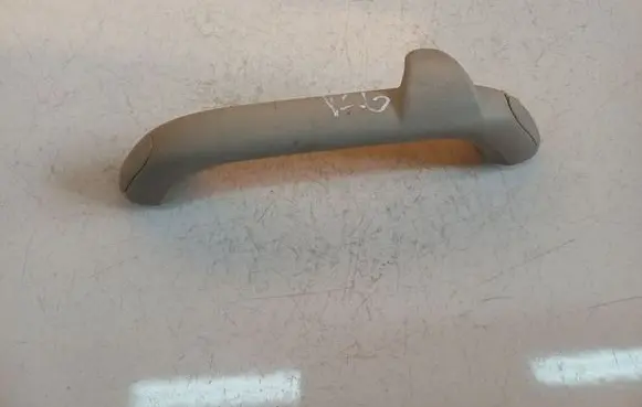 Fiat Freemont Rear interior roof grab handle 100013034