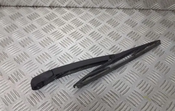 Mazda 5 Rear wiper blade arm