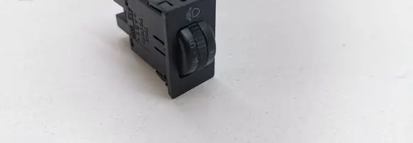 Toyota Corolla Verso AR10 Headlight level height control switch 37139 8415202021
