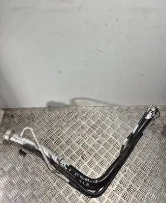 Volvo XC90 Fuel tank filler neck pipe 30740941