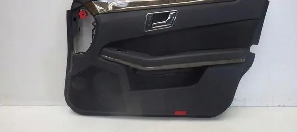 Mercedes-Benz E W212 Front door card panel trim 0008016263