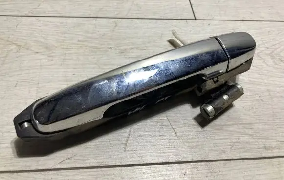 Toyota Hilux (AN10, AN20, AN30) Rear door exterior handle
