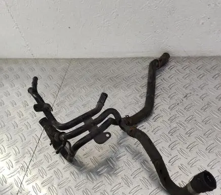 Volkswagen PASSAT B8 Engine coolant pipe/hose 5Q0122101S 04L122073B