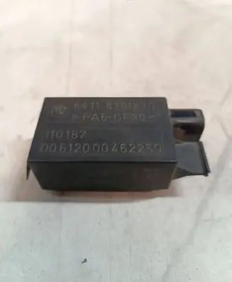 BMW 3 E46 AUC sensor 8391470