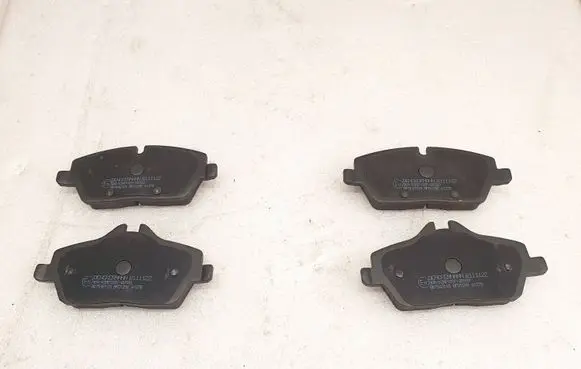 Toyota Aygo AB40 Brake pads (front) NB111122