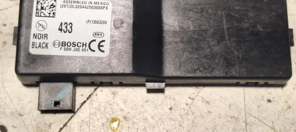 Opel Insignia A Door central lock control unit/module 13503204 DL320447003000JK F00HJ00491