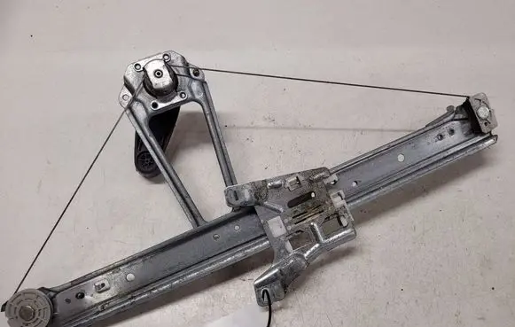 Mercedes-Benz A W168 Rear door manual window regulator