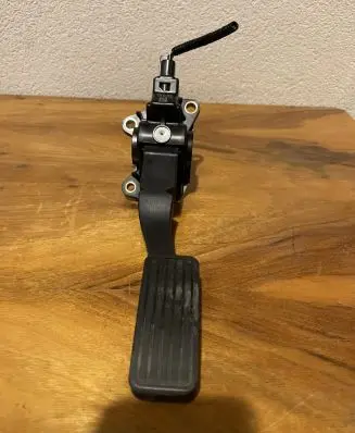 Honda CR-V Accelerator throttle pedal TNYE0 24014852682