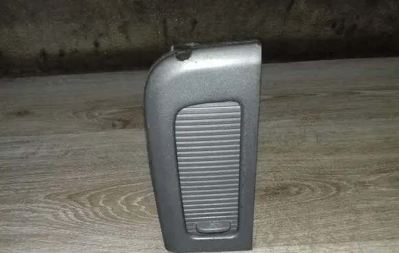 Volvo S80 Front trunk storage compartment 09184782 130082138