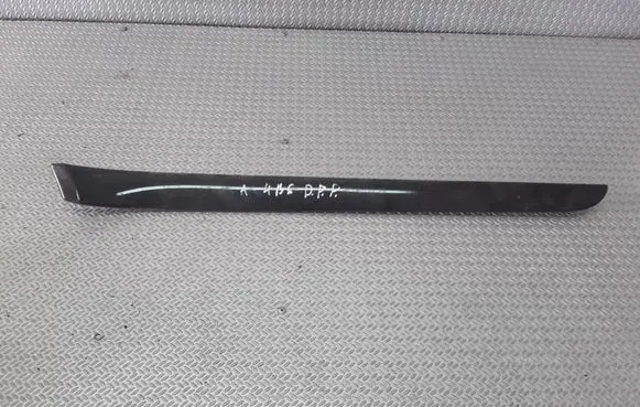Audi A4 S4 B6 8E 8H Front door trim bar 