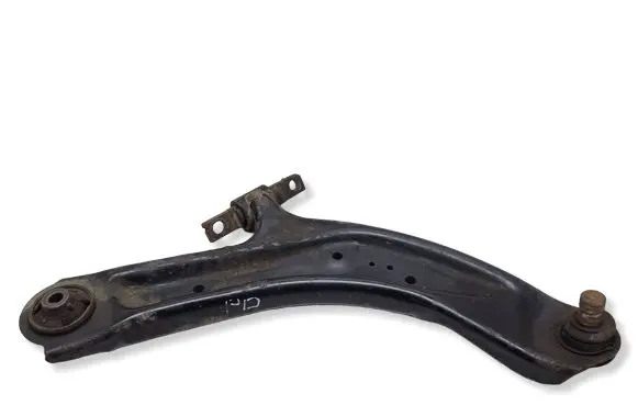 Nissan X-Trail T32 Front lower control arm/wishbone 