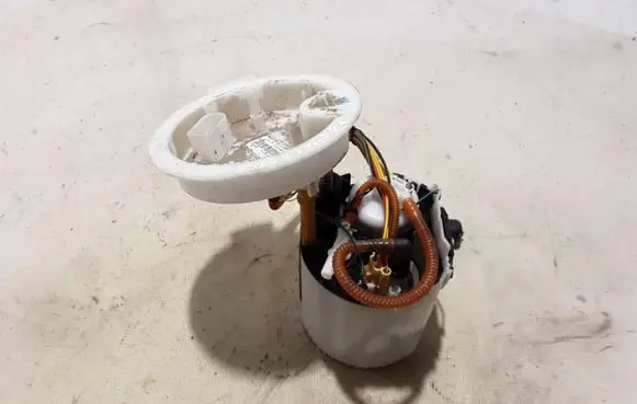 Volvo V60 In-tank fuel pump 31355907