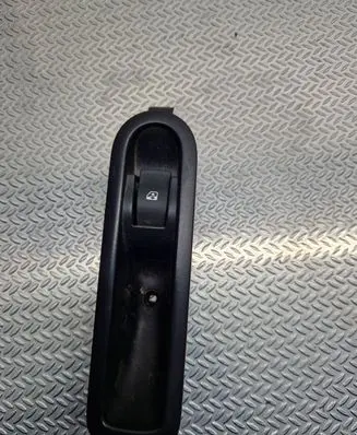 Renault Megane II Electric window control switch 156013870