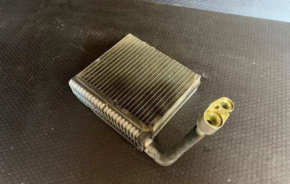 Air conditioning (A/C) radiator (interior)