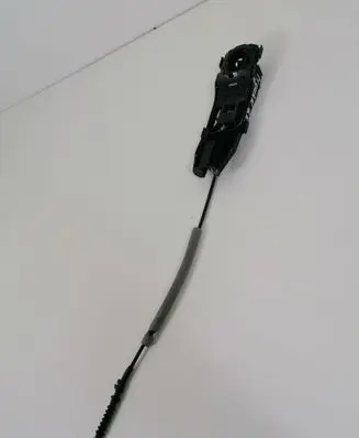 Rear door exterior handle/bracket