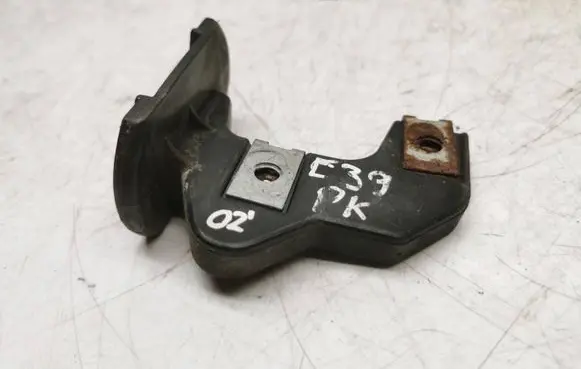 BMW 5 E39 Front bumper mounting bracket 8159362 229449