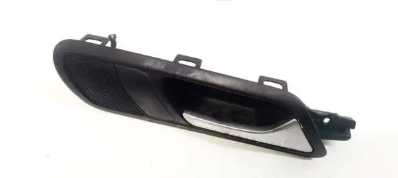 Volkswagen PASSAT B6 Rear door interior handle 3C4839114