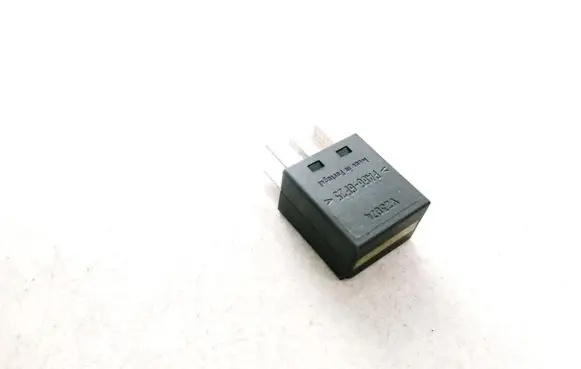Ford Mondeo Mk III Other relay 2W9314B192BA