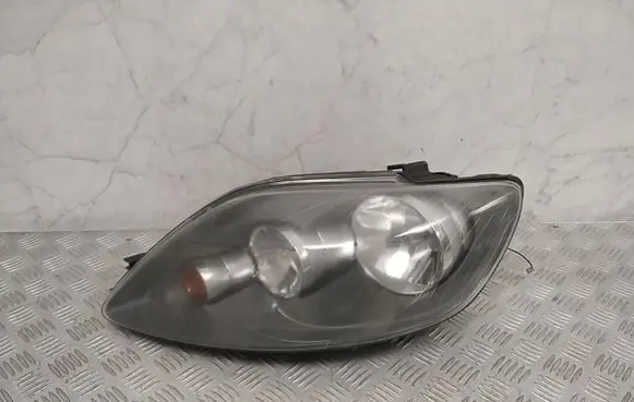 Volkswagen Golf V Headlight/headlamp 5M1941005B