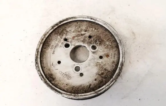 Volkswagen Touareg I Power steering pump pulley 059145255