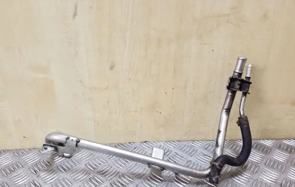Toyota Corolla Verso AR10 Engine coolant pipe/hose
