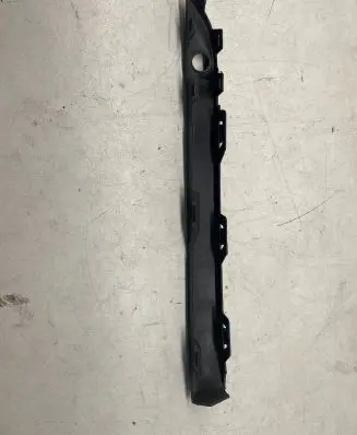 Porsche Macan (95B) Front bumper splitter molding 95B807823C