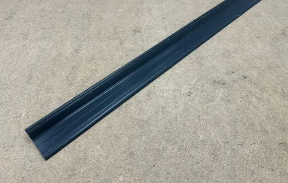 BMW 3 E46 Front sill trim cover 51478252711 8252711