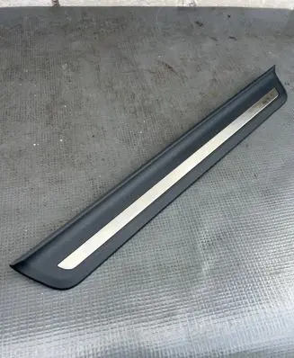 KIA Niro Side skirt front trim 85884AT100