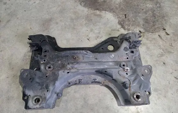 Peugeot 308 Front subframe 7CTG65 26815 0306670