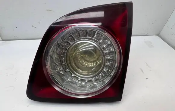 Volkswagen Golf Plus Tailgate rear/tail lights 5M0945094H 964962