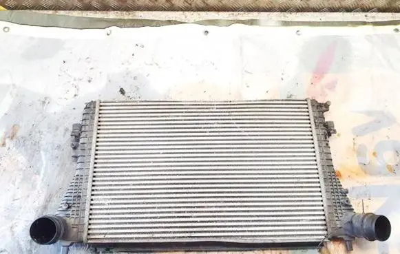 Skoda Octavia Mk2 (1Z) Intercooler radiator 1k0145803aj