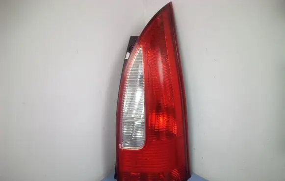 Mazda Premacy Rear/tail lights 22061908 9310801R