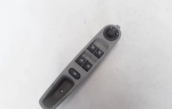 Renault Zoe Electric window control switch