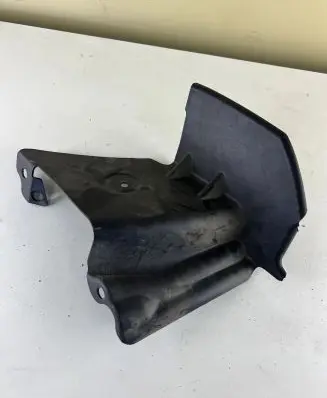 Dodge RAM 1500 DS Intercooler air guide/duct channel 68036597AB