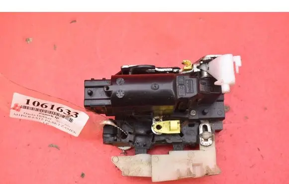 Dacia Dokker Front door lock 