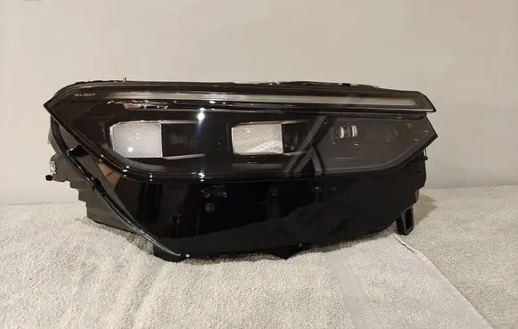 Volkswagen Tayron II Headlight/headlamp 57L941060 0301138234A